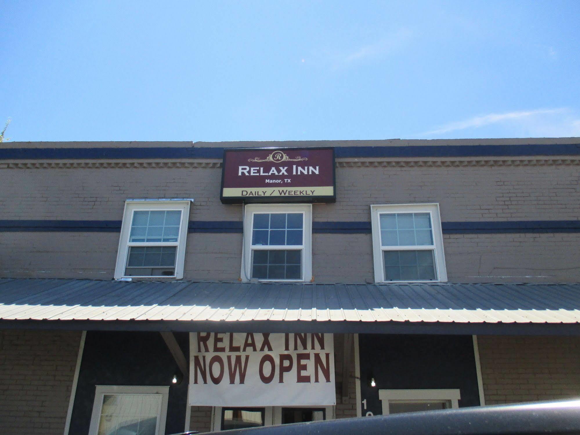 Relax Inn Manor Exterior photo